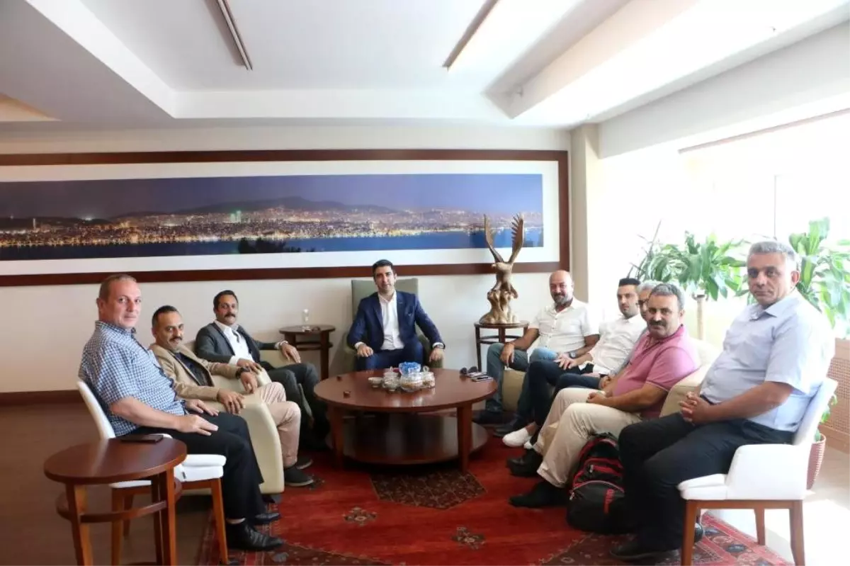 AYGAD yönetimi, genç başkanı makamında ziyaret etti
