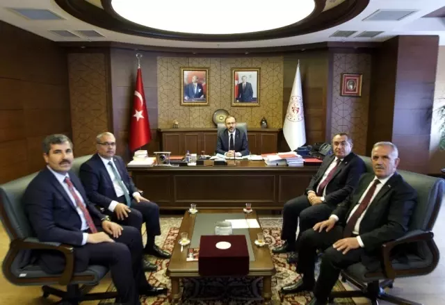 Başkan Asya, Ankara'da temaslarını sürdürüyor Başkan Asya, Ankara'da temaslarını sürdürüyor