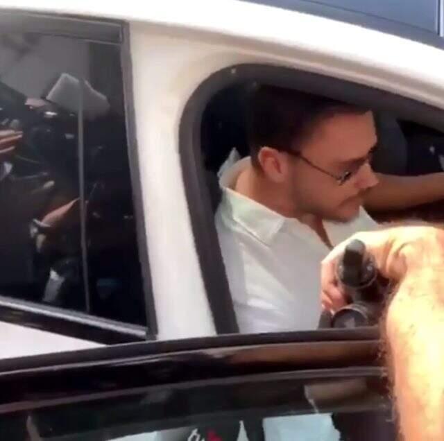 Burcu Kıratlı ve Sinan Akçıl tek celsede boşandı