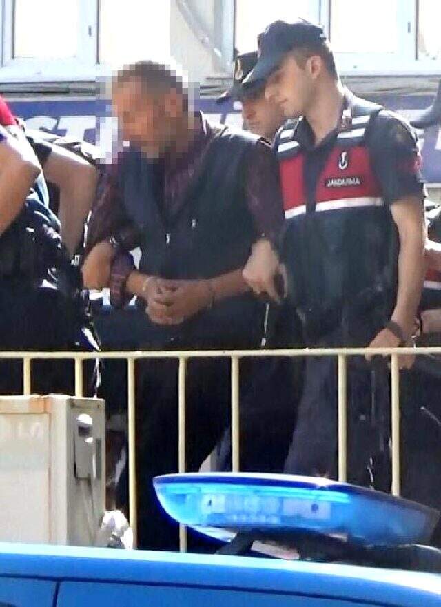 Evlat edindiği çocuğun ablasına cinsel tacizde bulundu