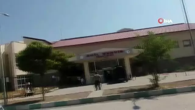 Göçmenleri taşıyan minibüs şarampole uçtu: 2 ölü, 30 yaralı