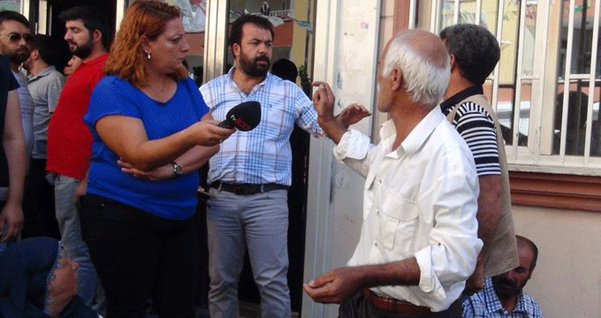 HDP'li kişinin acılı polis babasına söylediği 'Çocuğunuzu siz gönderdiniz' sözü gerginliğe neden oldu