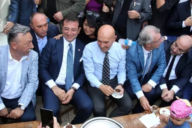 İmamoğlu: 'Pazar günü herkesi Yenikapı için bilgilendireceğiz' İmamoğlu: 'Pazar günü herkesi Yenikapı için bilgilendireceğiz'