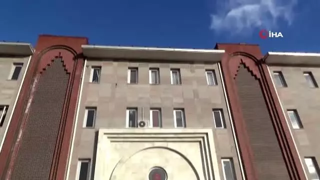 Isparta'daki 'Troyka Suç Örgütü' davasının tutuklu sanıklarına adli kontrol şartıyla tahliye Isparta'daki 'Troyka Suç Örgütü' davasının tutuklu sanıklarına adli kontrol şartıyla tahliye