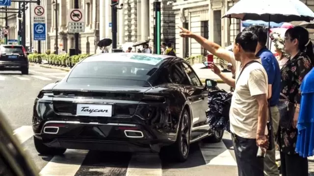 Porsche elektrikli otomobil pilleri için Çinli CATL ile görüşüyor Porsche elektrikli otomobil pilleri için Çinli CATL ile görüşüyor
