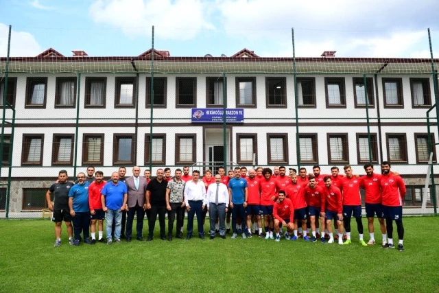 Vali İsmail Ustaoğlu, Hekimoğlu Trabzon FK'yı ziyaret etti Haberler Spor