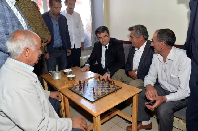 Vali Memiş güney ilçelerinde... Vali Memiş güney ilçelerinde...