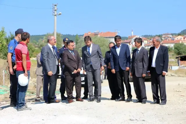 Vali Toraman, Pazarlar'da muhtarlarla toplantı yaptı Vali Toraman, Pazarlar'da muhtarlarla toplantı yaptı