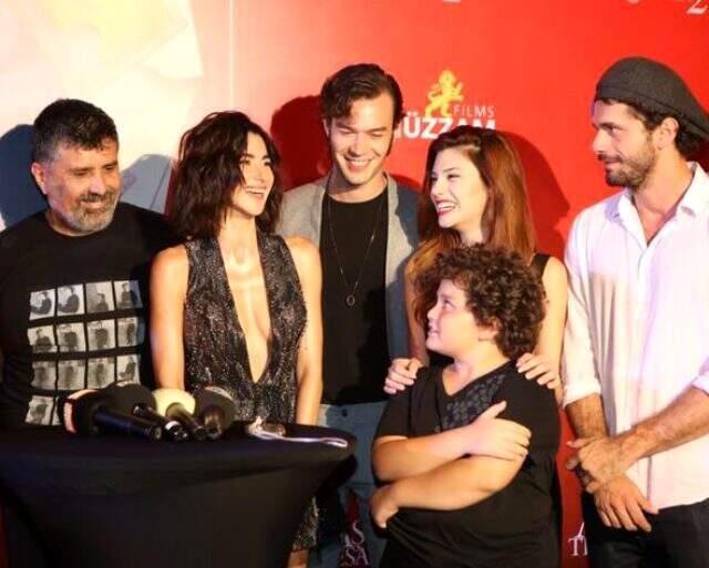 Zuhal Olcay, Nesrin Cavadzade Aşk Tesadüfleri Sever filminin partisine geç kalınca mekanı terk etti