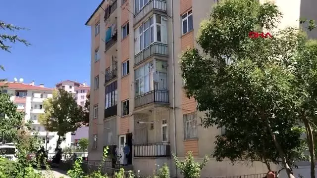 Ankara eşi evi terk edince kendini yakmak istedi