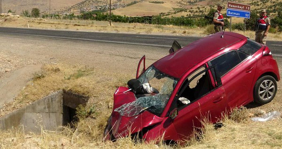 Batman'da trafik kazası: 1 kişi öldü, 4 kişi yaralandı