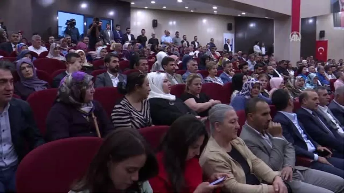 Fatih Şahin: 'Aramıza fitne sokmak isteyenlere karşı uyanık olmalıyız'