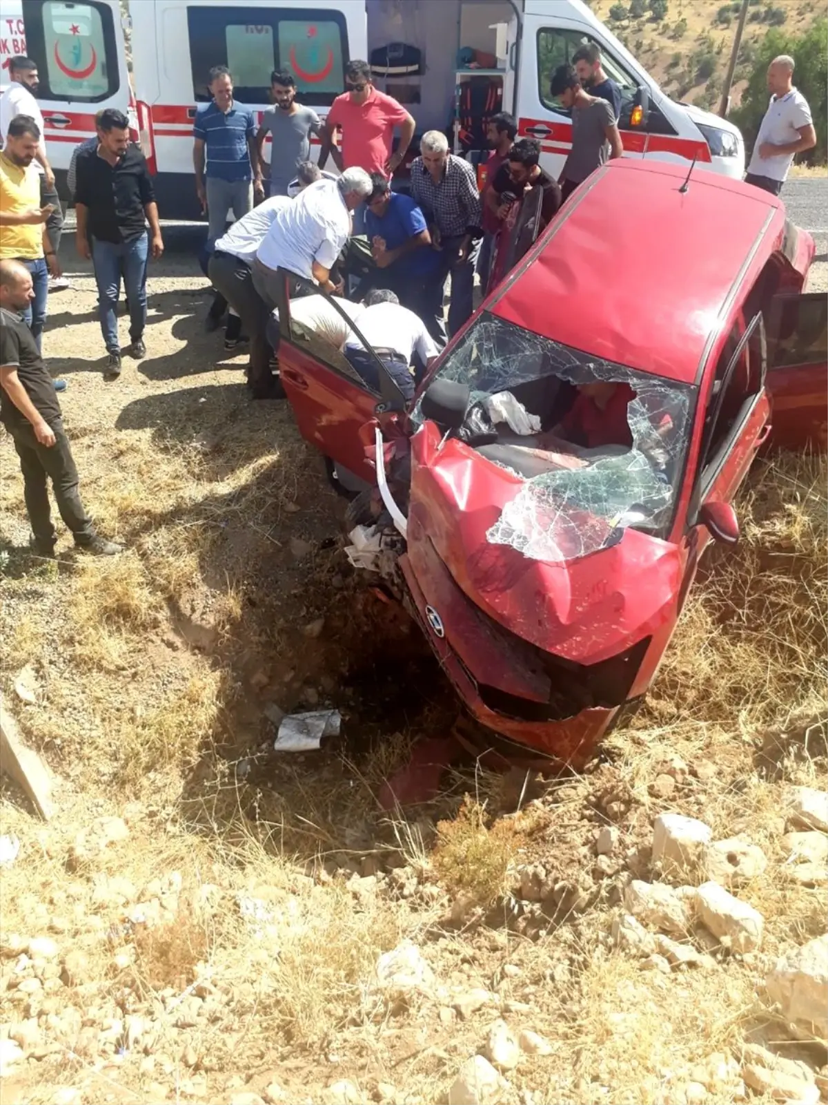 Gercüş'te trafik kazası: 1 ölü, 4 yaralı - Haber