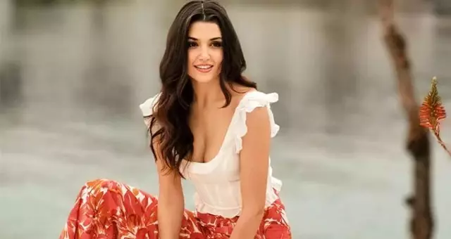 Oyuncu Hande Erçel, kendisine
