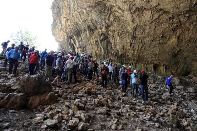 30 milyon yıllık mağarada ezan okundu