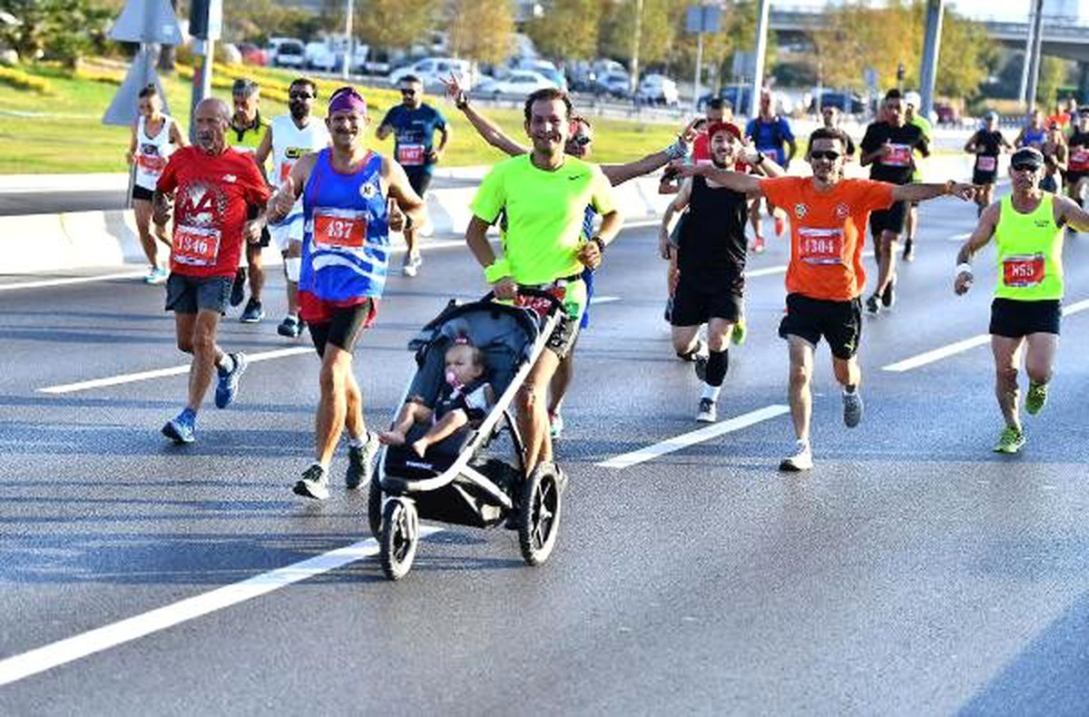 9 eylül yarı maratonu'nda gelaw ve kılıç şampiyon