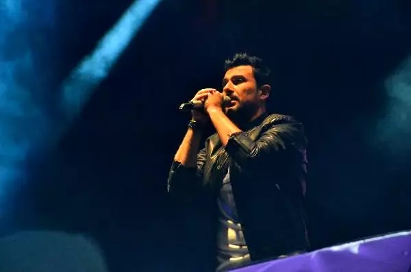 Beylikdüzü, gökhan tepe şarkılarıyla çoştu