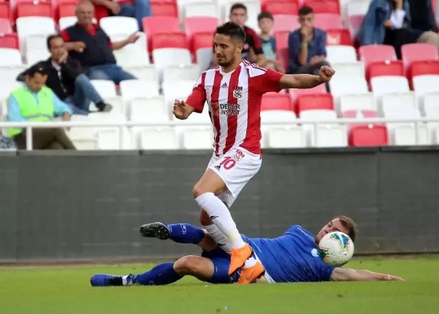 Dostluk maçını Erzurumspor kazandı Dostluk maçını Erzurumspor kazandı