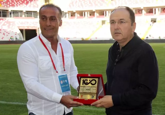 Dostluk maçını Erzurumspor kazandı Dostluk maçını Erzurumspor kazandı
