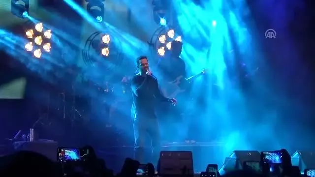 Dünya Motokros Şampiyonası - Murat Boz konseri Dünya Motokros Şampiyonası - Murat Boz konseri
