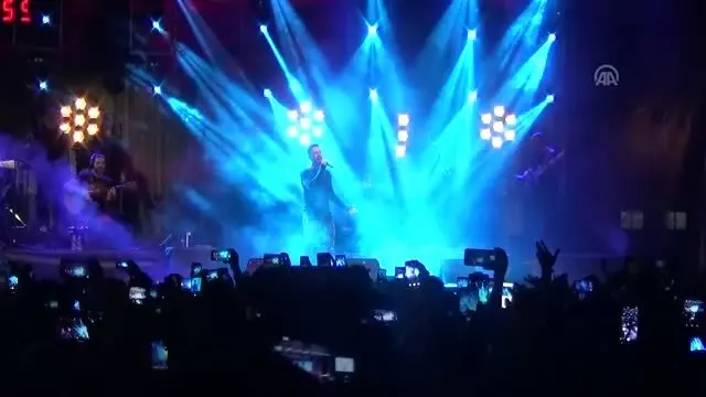 Dünya Motokros Şampiyonası - Murat Boz konseri Dünya Motokros Şampiyonası - Murat Boz konseri