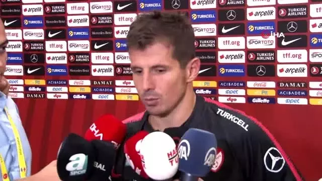 Emre Belözoğlu: 'Bu takım şampiyonada olmayı hak ediyor' Emre Belözoğlu: 'Bu takım şampiyonada olmayı hak ediyor'