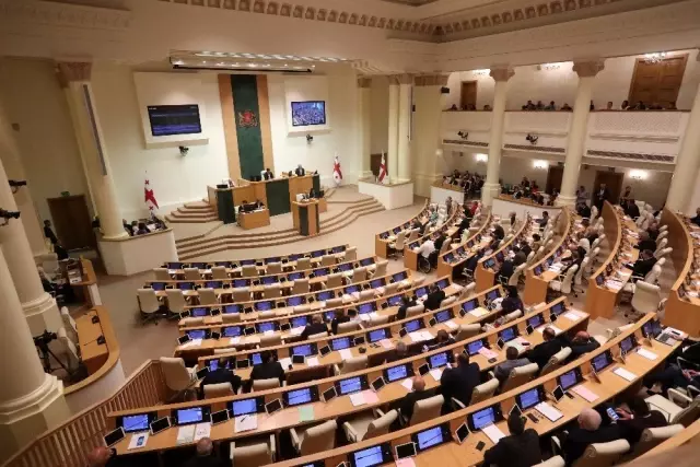 Gürcistan'da hükümet güvenoyu aldı Gürcistan'da hükümet güvenoyu aldı