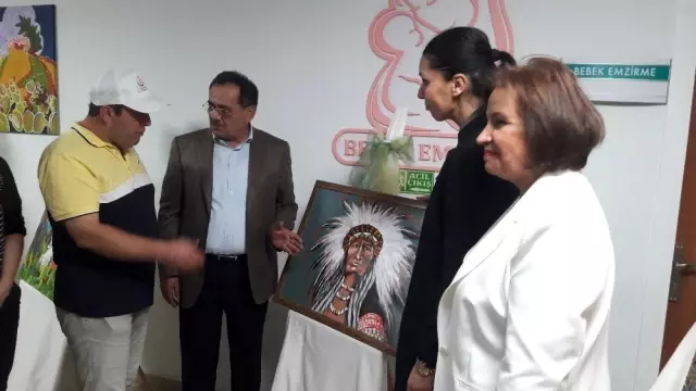 Karaaslan atıkları doğaya geri kazandıran sergiyi açtı Karaaslan atıkları doğaya geri kazandıran sergiyi açtı