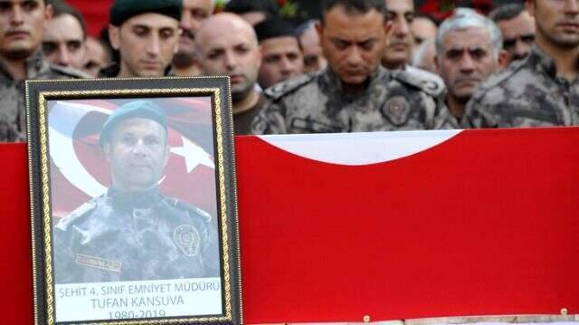 Son Dakika: Bakanlık açıkladı: Özel Harekat Şube Müdürü Tufan Kansuva'yı şehit eden 3 terörist etkisiz hale getirildi
