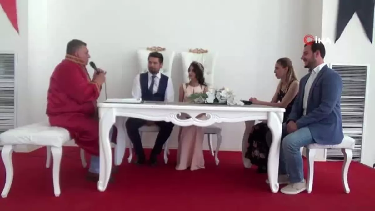 09.09.2019'da 12 çift 'Evet' dedi