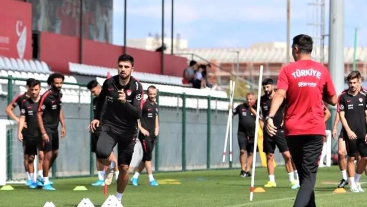A Milli Futbol Takımı, Moldova'ya gitti