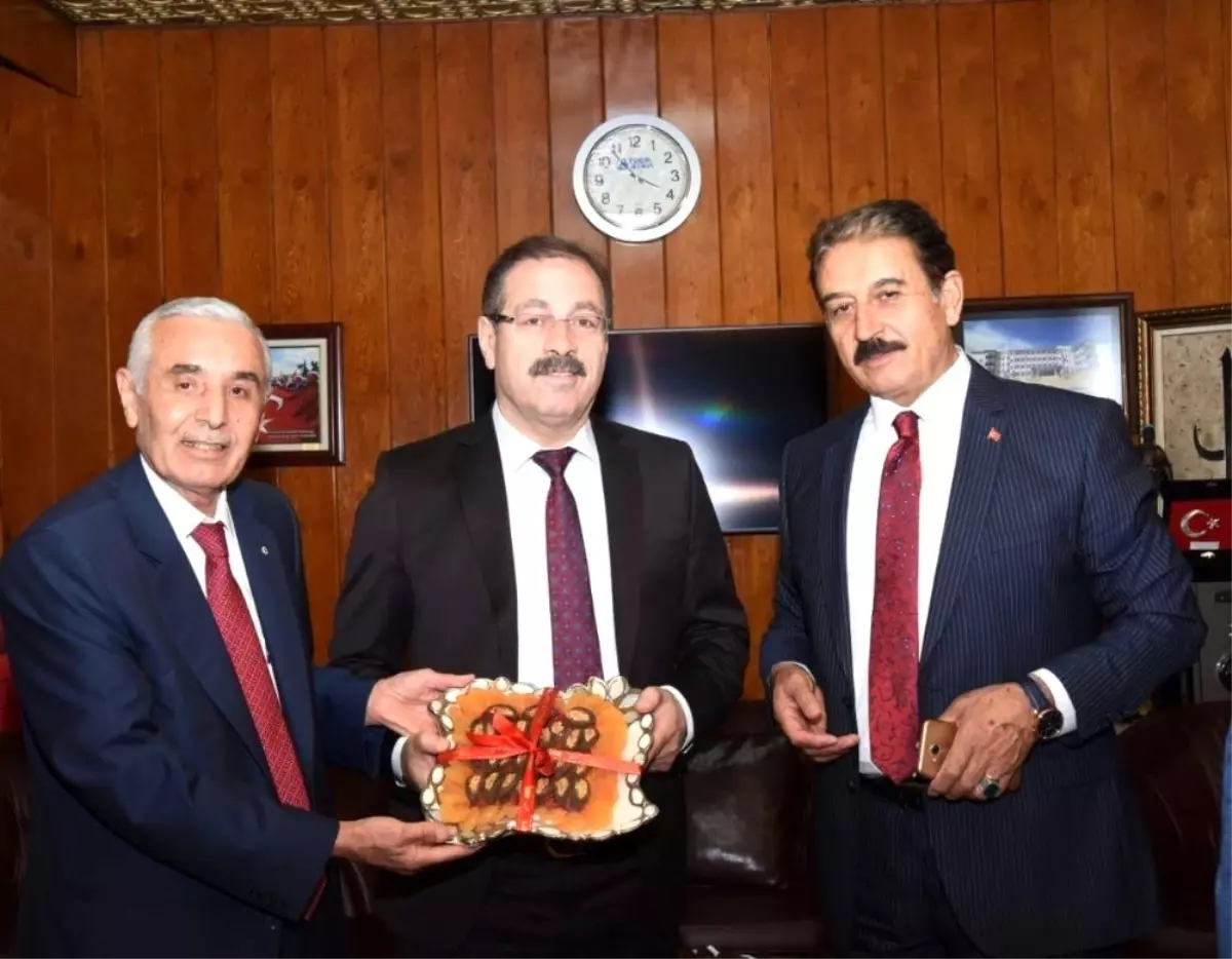 Akgül'den ESKKK Başkanı Evren'e ziyaret