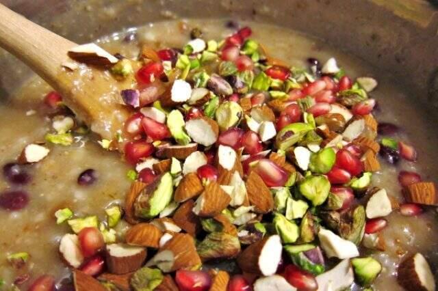 Aşure tarifi: Aşure malzemeleri nelerdir? Lezzetli aşure nasıl yapılır?