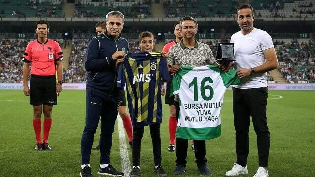 Fenerbahçe hazırlık maçında Bursaspor'a yenildi