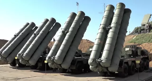 Hindistan S-400'lerin ön ödemesini yaptı