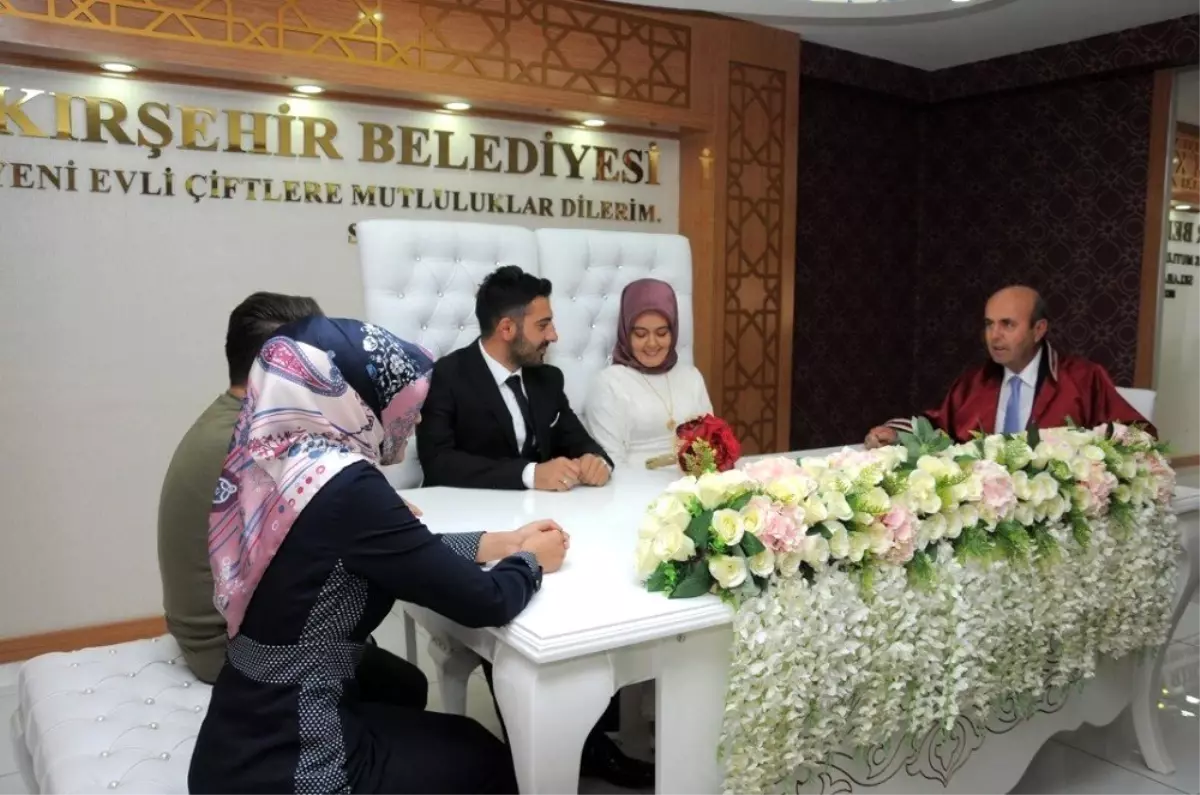 Kırşehir'de 09.09.2019 tarihinde 9 çift dünyaevine girdi