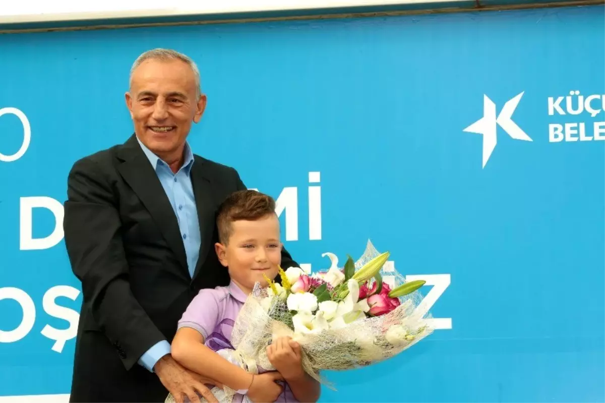 Küçükçekmece'de yeni eğitim öğretim yılı coşkusu