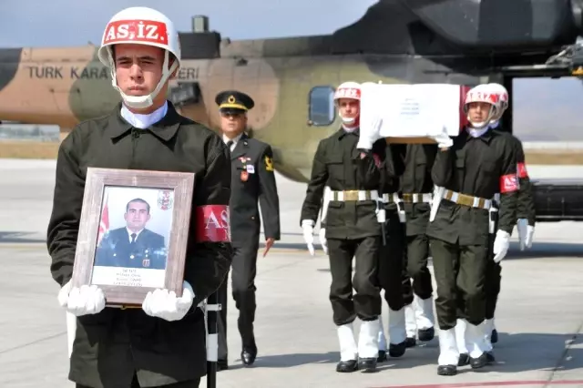 Şehit Sarı'nın naaşı memleketine uğurlandı