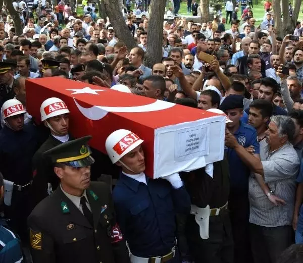 Şehit uzman onbaşı, konya'da toprağa verildi
