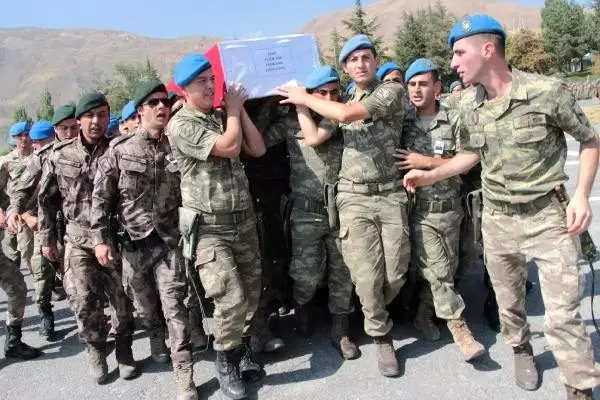 Şehit uzman onbaşı sarı, törenle memleketine uğurlandı