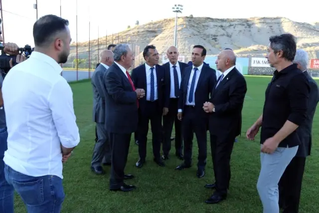 Yeni Malatyaspor'un tesis projesine TFF Başkanı Özdemir'den destek sözü