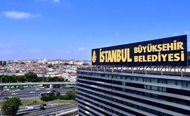 Logosunda camiyi kaldıran İBB TV'ye sosyal medyada tepki yağdı