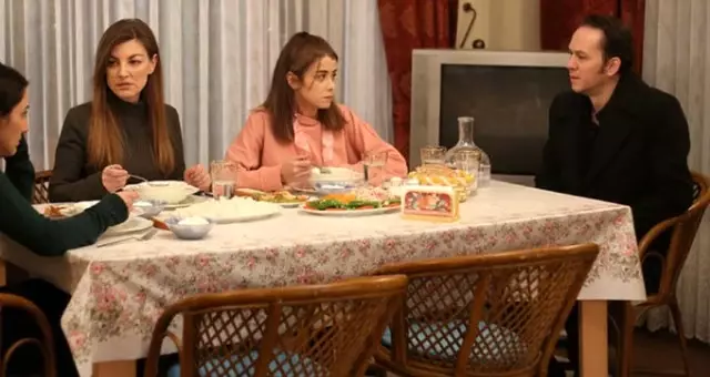 Çukur'dan ayrılan oyuncu İlayda Alişan, Şampiyon dizisine transfer oldu Çukur'dan ayrılan oyuncu İlayda Alişan, Şampiyon dizisine transfer oldu