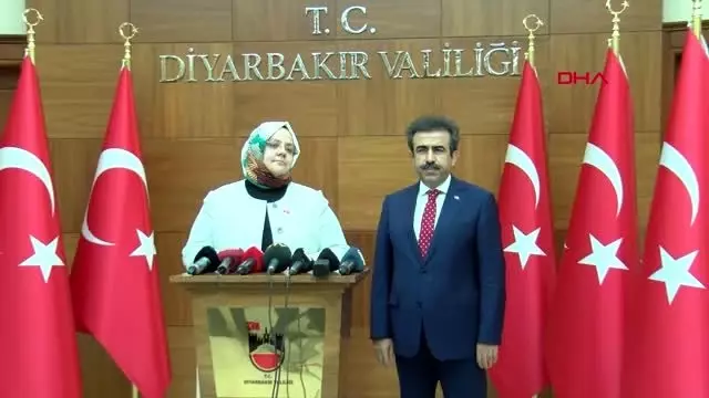 Diyarbakır hdp önündeki eylemde 7'nci gün; çocuklarını isteyen aile sayısı 18'e çıktı Diyarbakır hdp önündeki eylemde 7'nci gün; çocuklarını isteyen aile sayısı 18'e çıktı