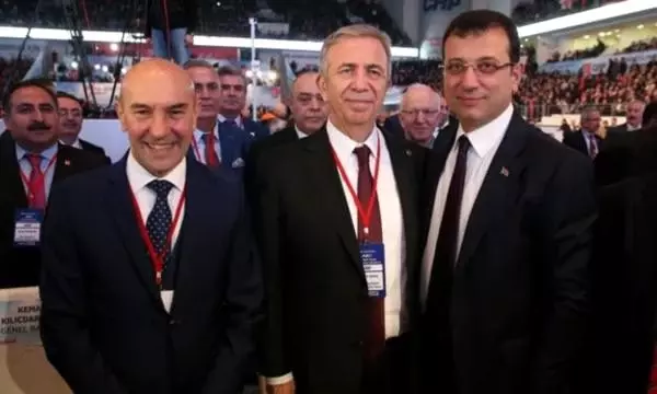 Erdoğan'ın Ankara'ya davet ettiği CHP'li büyükşehir belediye başkanları genel merkeze çağrıldı