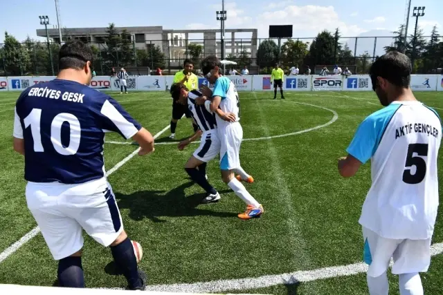 Görme Engelliler Futbol Yükselme Maçları Isparta'da tamamlandı Görme Engelliler Futbol Yükselme Maçları Isparta'da tamamlandı