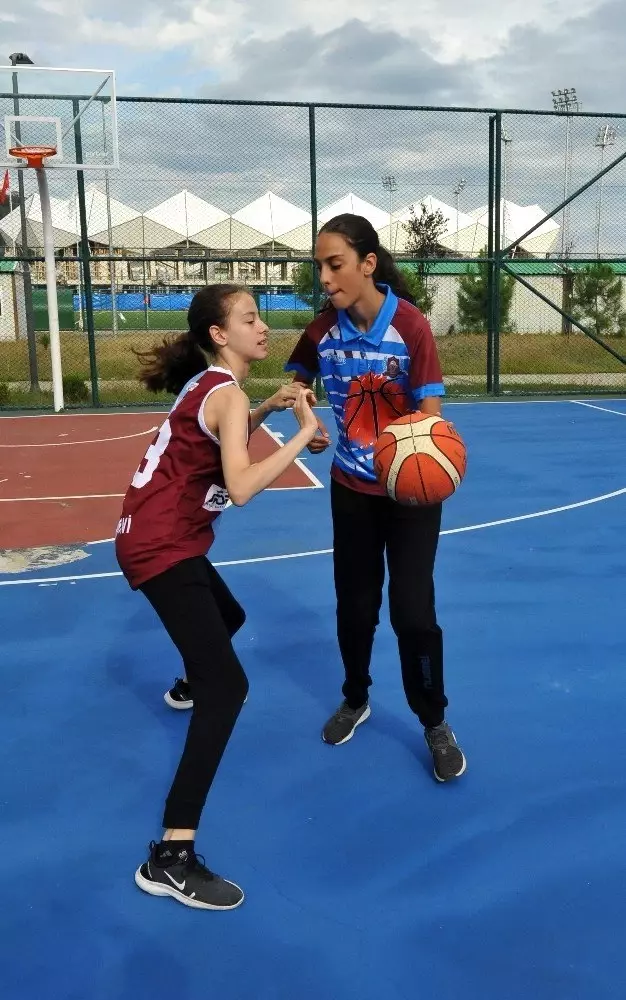 'Haydi Çocuklar Spora' projesi meyve vermeye devam ediyor 'Haydi Çocuklar Spora' projesi meyve vermeye devam ediyor