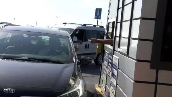 İmamoğlu'nun ispark zammına 'finansal düzenleme' açıklamasına tepkiler İmamoğlu'nun ispark zammına 'finansal düzenleme' açıklamasına tepkiler