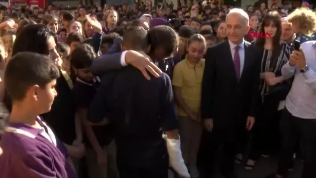 İmamoğlu, öğrencilere kırtasiye malzemeleri dağıtım törenine katıldı İmamoğlu, öğrencilere kırtasiye malzemeleri dağıtım törenine katıldı
