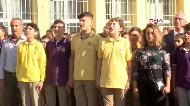 İmamoğlu, öğrencilere kırtasiye malzemeleri dağıtım törenine katıldı İmamoğlu, öğrencilere kırtasiye malzemeleri dağıtım törenine katıldı